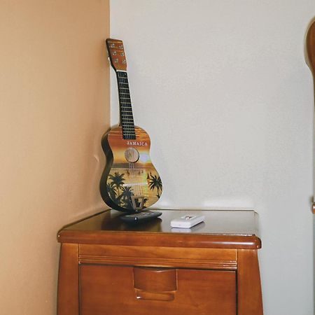 Incognito Culture Rooms Kingston Eksteriør billede